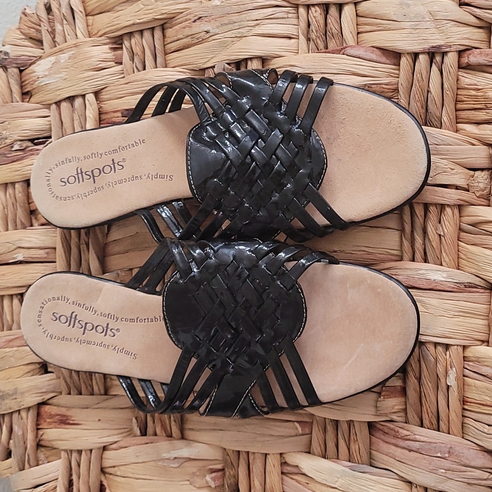 🖤 SOFTSPOTS SANDALS 🖤